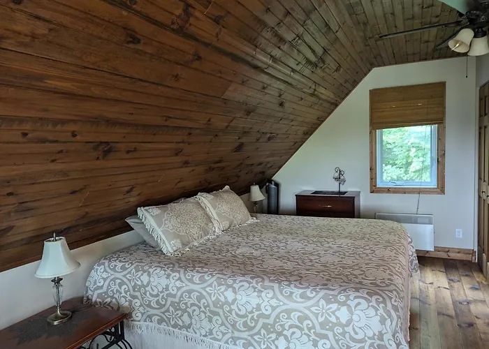 Eagle Nest Cottage